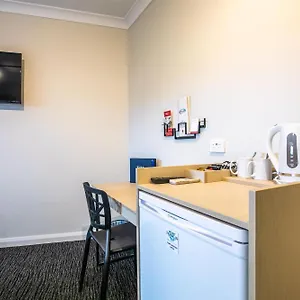 https://hendon.adelaidehotels-au.com